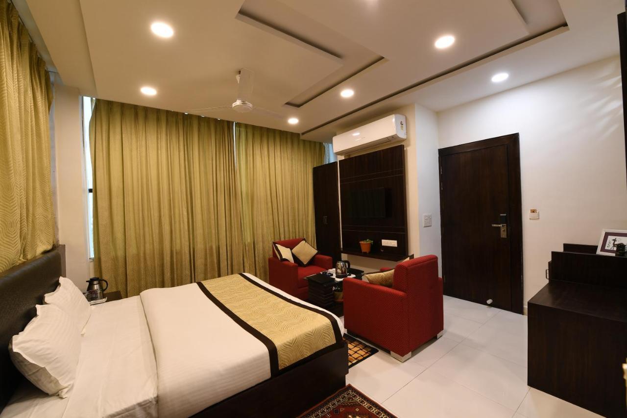 Madhav Muskan Residency Mathura Exterior foto