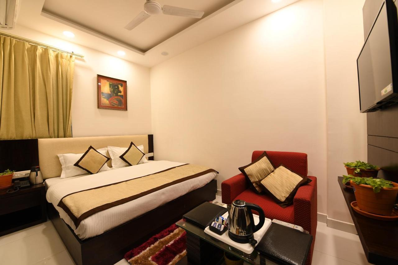 Madhav Muskan Residency Mathura Exterior foto